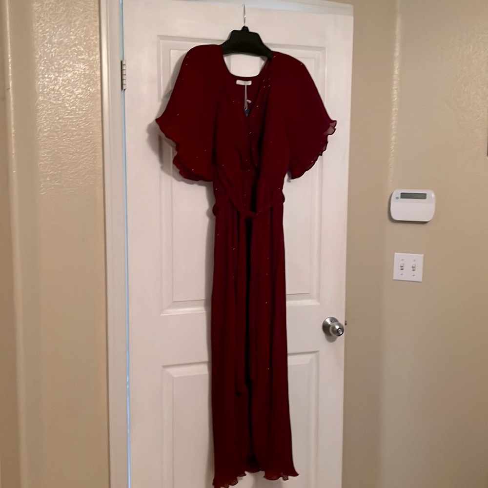 Never worn! NWT PinkBlush bell sleeve burgundy pleated maxi dress